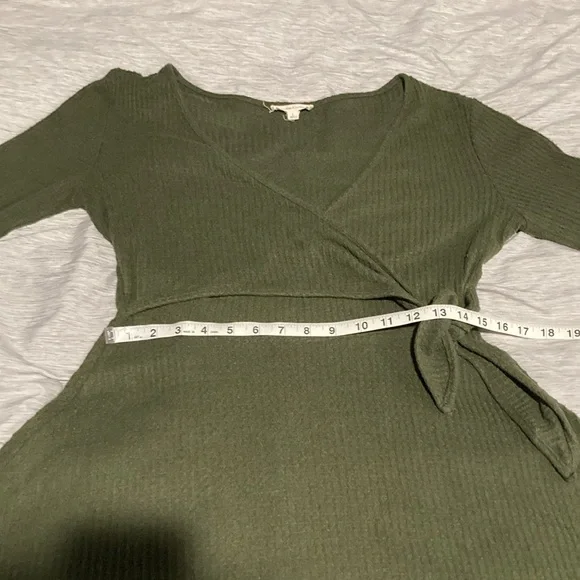 ❤️Elegant Olive Green Wrap Dress - Picture 4 of 7